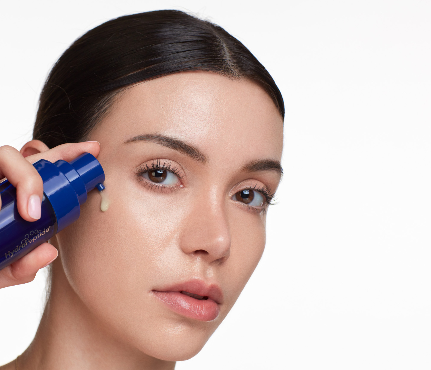 HYDROPEPTIDE POWER SERUM 
Ránctalanító anti-age arcszérum simító Syn Ake peptiddel, hialuronsavval és 13 peptiddel. Bőrfeszesítés és hidratálás.<br>EXP 11/26 20% kedvezmény