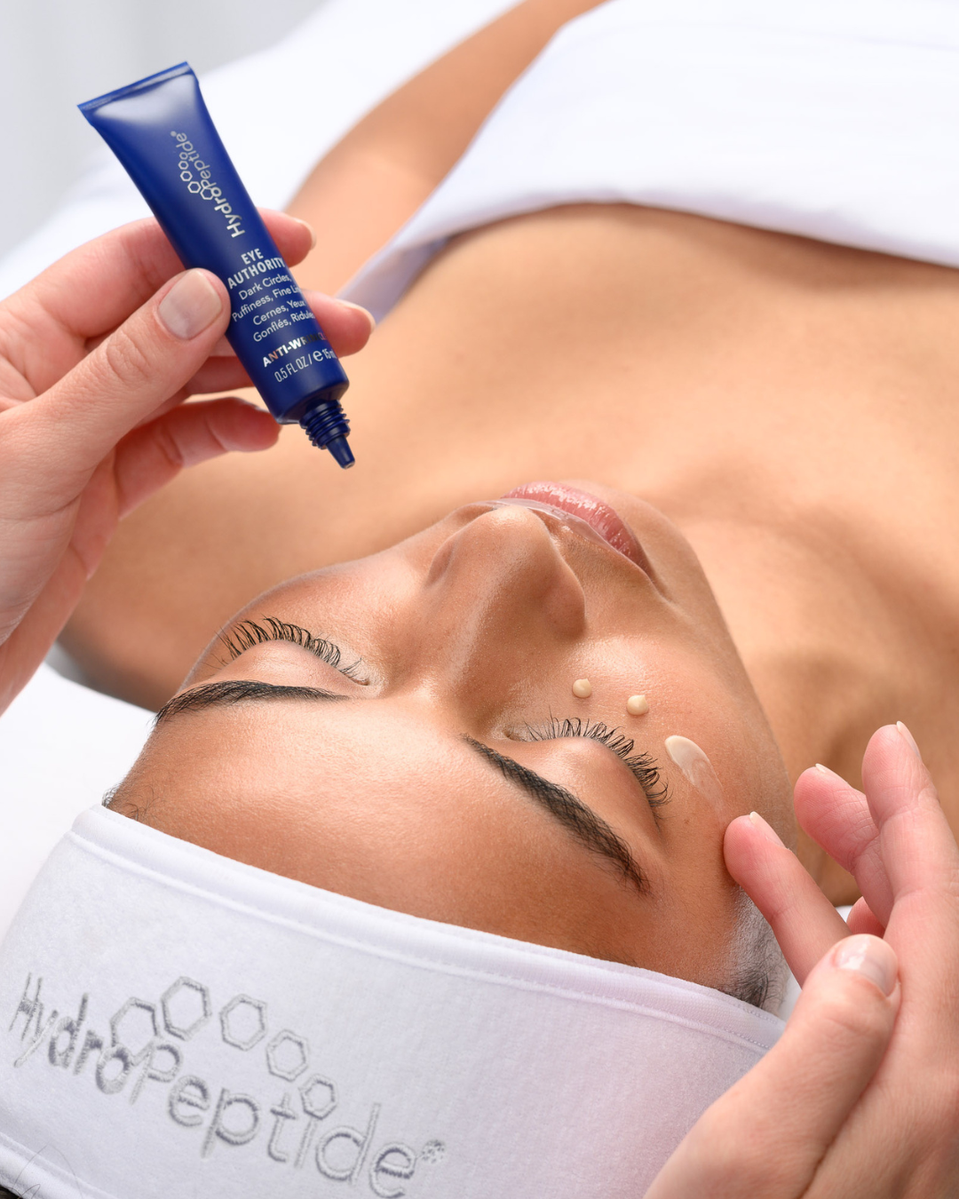 PROFI EYE AUTHORITY <br> Szemkörnyéki hidratáló krém <br> 59,15 ml