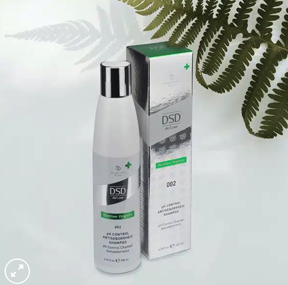 DSD SIMONE DE LUXE PH CONTROL ANTISEBORRHEIC SHAMPOO 
002 Természetes sampon szeborrea ellen, szulfátok nélkül, irritált és érzékeny fejbőrre. Szulfátok nélkül.