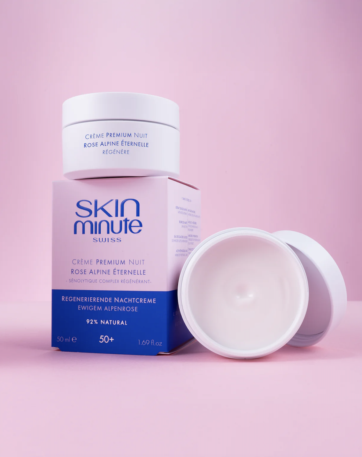 SKIN MINUTE PREMIUM NIGHT CREAM WITH ALPINE ROSE 
Éjszakai regeneráló krém 50+ alpesi rózsával Regenerative Rich Night Cream gleccservízzel 50 ml.