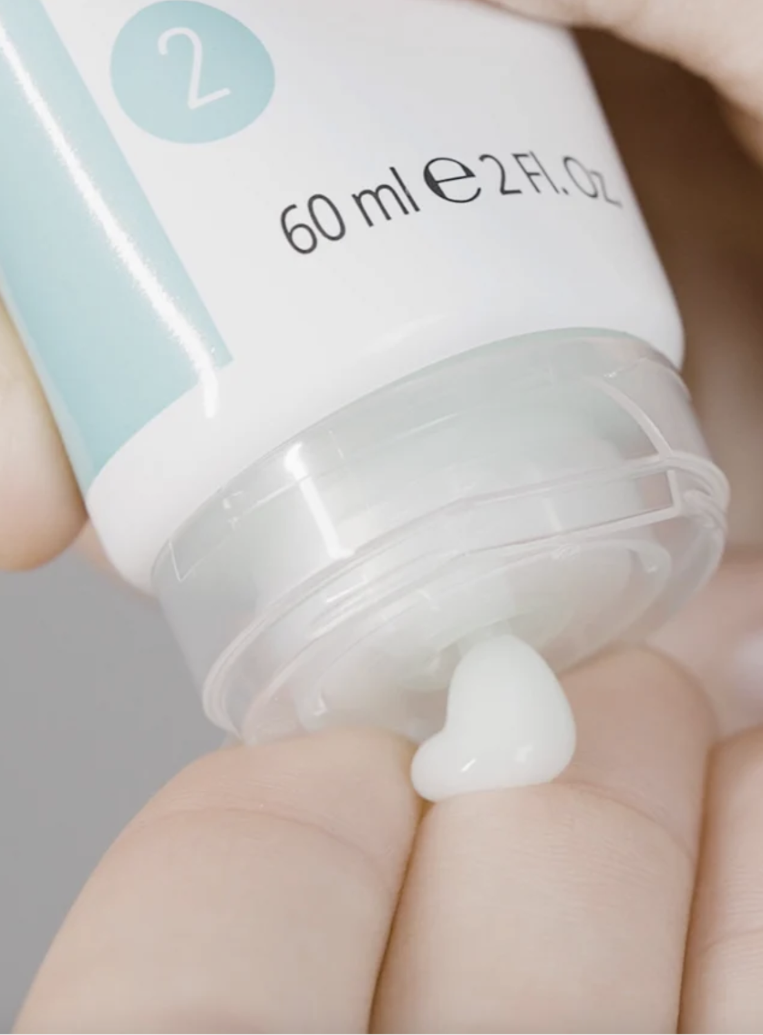 SOSKIN AKN SHINE-CONTROL PURIFYING MOISTURISER 
Könnyű hidratáló krém a felesleges faggyú és a fényesség csökkentésére EXP 12/26 40% kedvezmény