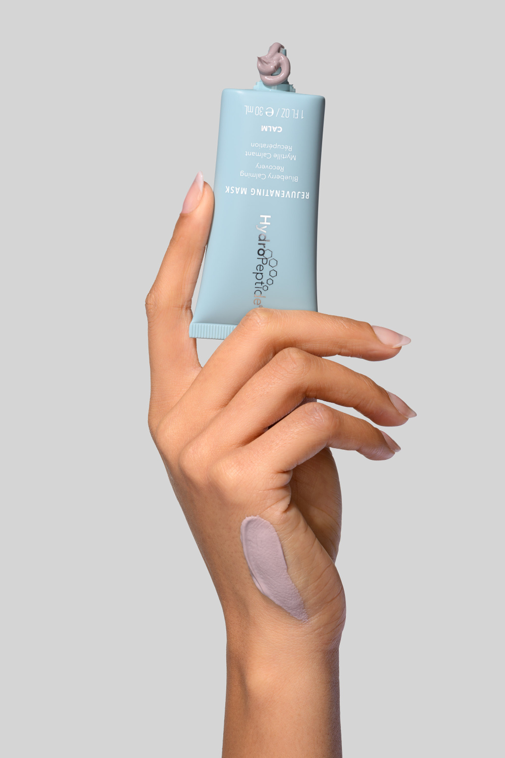 HYDRAPEPTIDE REJUVENATING MASK 
Hidratáló arcmaska. Hatással van a irritált és piros bőr megnyugtatására.