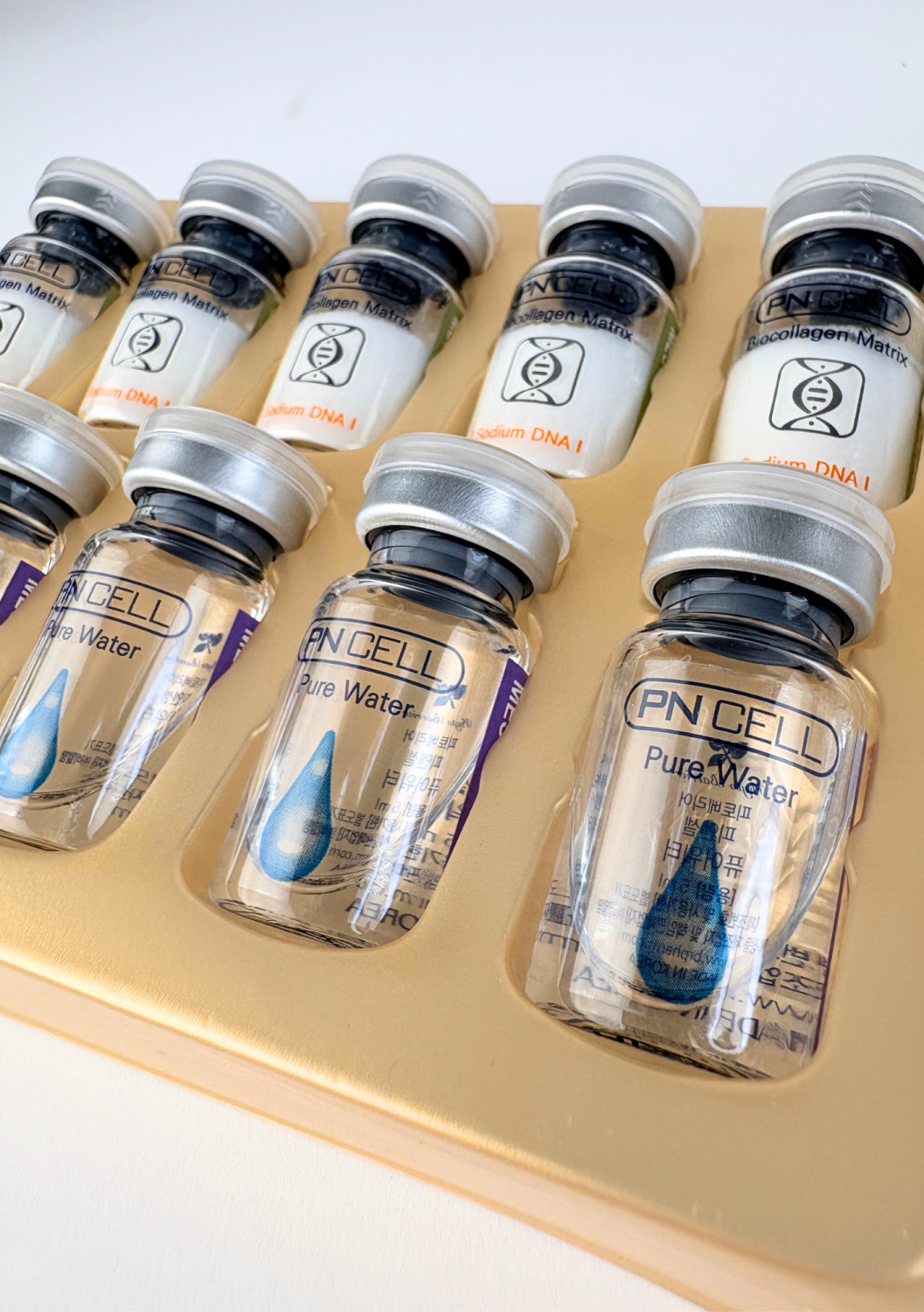 VITARAN PDRN BIOCOLLAGEN MATRIX LYOPHILIZED MESOTHERAPEUTIC SOLUTION FOR THE REGENERATION AND HYDRATION OF THE SKIN MATRIX." 
5x Mesoterápia lazac polinukleotidokkal 500 mg/1 ampulla a mátrix fiatalítására, regenerálására és hidratálására.