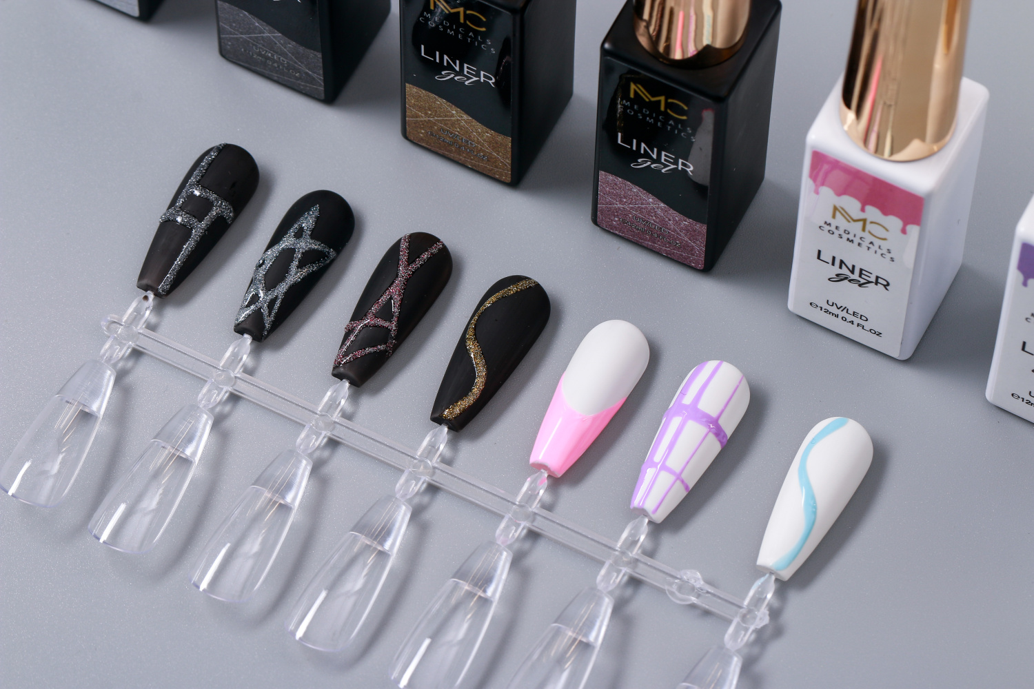 REGULAR LINER GEL 01 - PROFESSIONAL MEDICALS COSMETICS - PINK 
Erősen pigmentált UV/LED gél precíz körmödíszítéshez friss rózsaszín árnyalatban