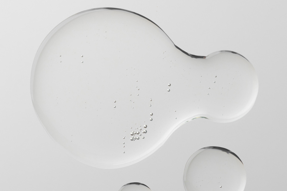 DSD SIMONE DE LUXE EXOGROW BOOSTER SHAMPOO 
9.1 Innovatív sampon exoszómákkal a haj növekedésének elősegítésére és a hajhullás megelőzésére.