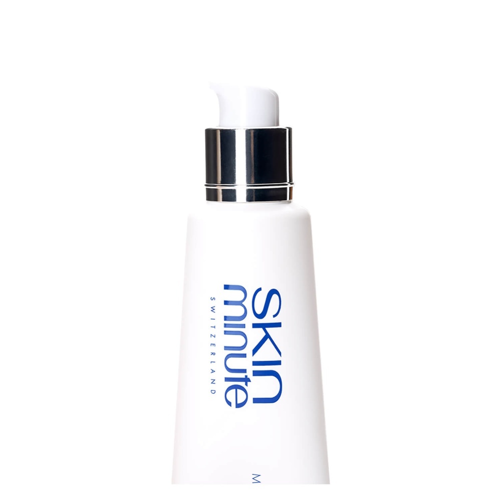 Szemkrém és primer<br>Skin Minute Glow Perfect Gel gránátalmával és B3-vitaminnal 50 ml