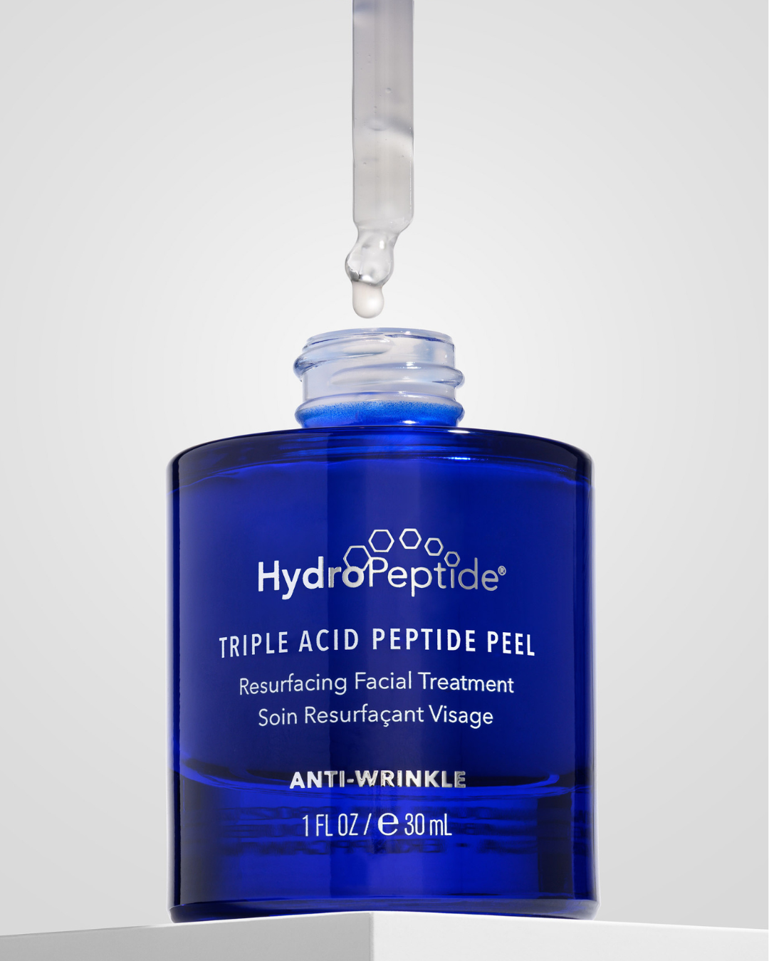 HYDROPEPTIDE TRAVEL TRIPLE ACID PEEL 
Peptid hámlasztó háromsavval a bőr megfiatalításához.