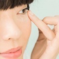 Professional Uplift Eye <br>Anti-Aging szemkörnyéki gél a felső szemhéj megemelésére, szabadalmaztatott peptidekkel