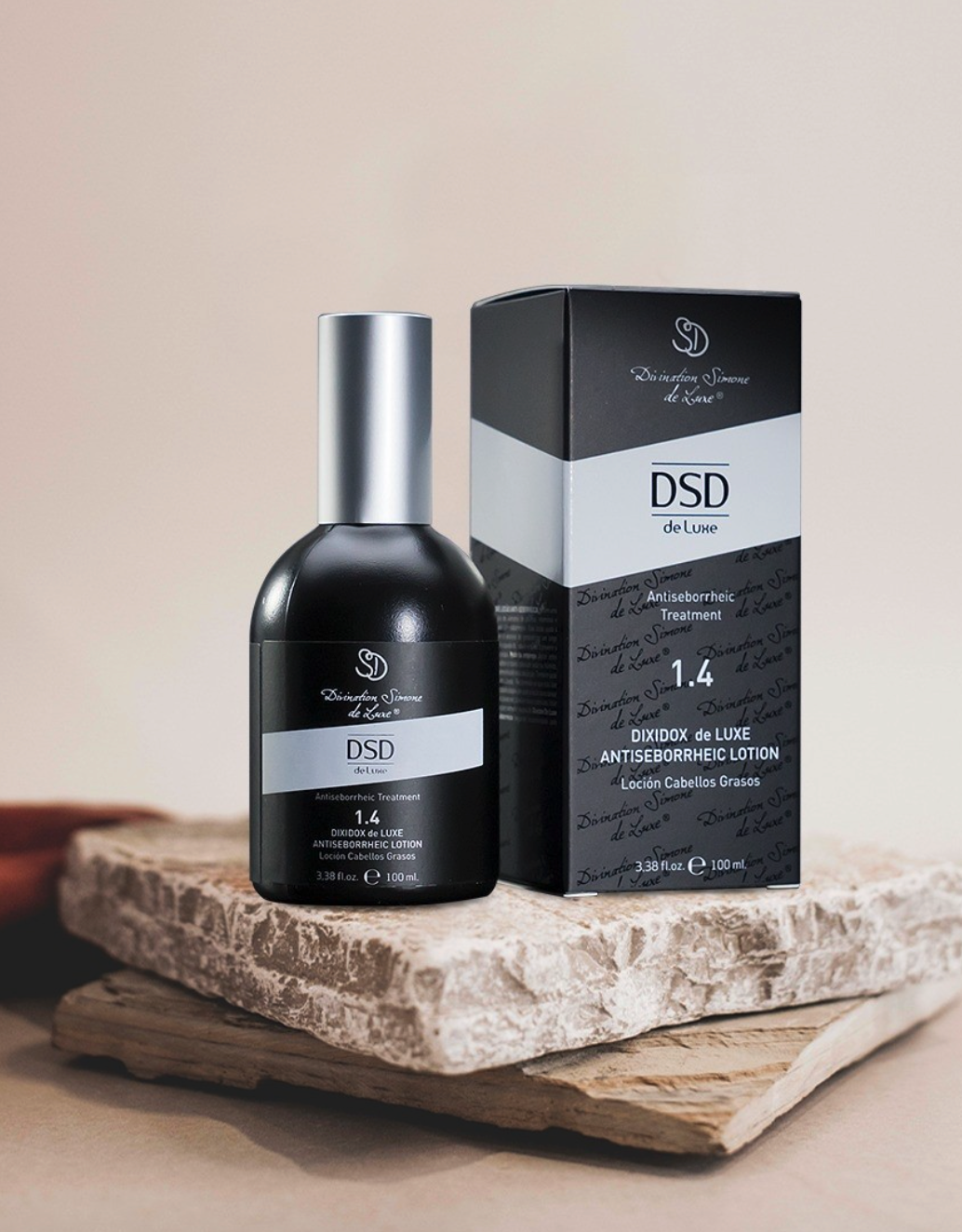 DSD SIMONE DE LUXE ANTISEBORRHEIC LOTION 
1.4 Antiszeborreás, tápláló balzsam 100 ml. Ez az önreguláló hatóanyagokon, vitaminokon, szalicilsavon, octorpixen és növényi kivonatokon alapuló tápláló lotion nem csak a felesleges zsírt távolítja el,