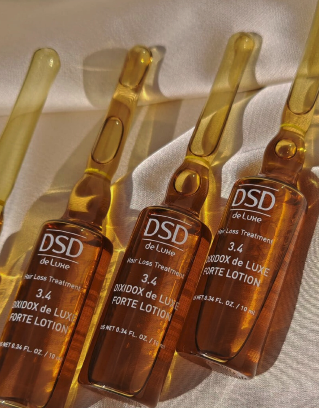 DSD SIMONE DE LUXE FORTE LOTION 
3.4 DSD ampullák a hajhullás ellen. Professzionális hajtrágya a haj növekedéséhez és megújulásához.