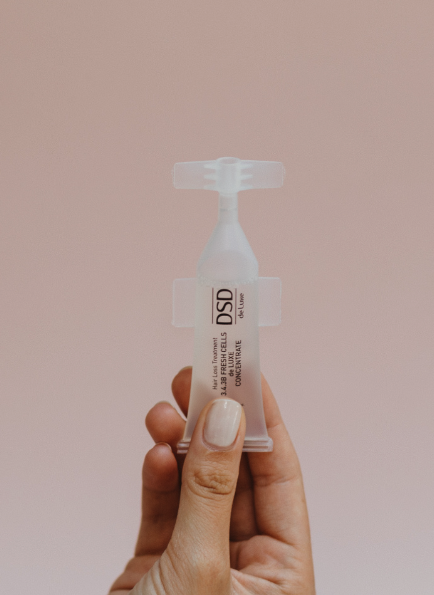 DSD SIMONE DE LUXE WONDERCELL LOTION 
3.4.3A Hajnövekedést stimuláló, tápláló balzsam 50ml +10ml. A Fresh Cells koncentrátumnak (10 ml-es ampulla) erős hajnövés stimuláló hatása van köszönhetően a maga
