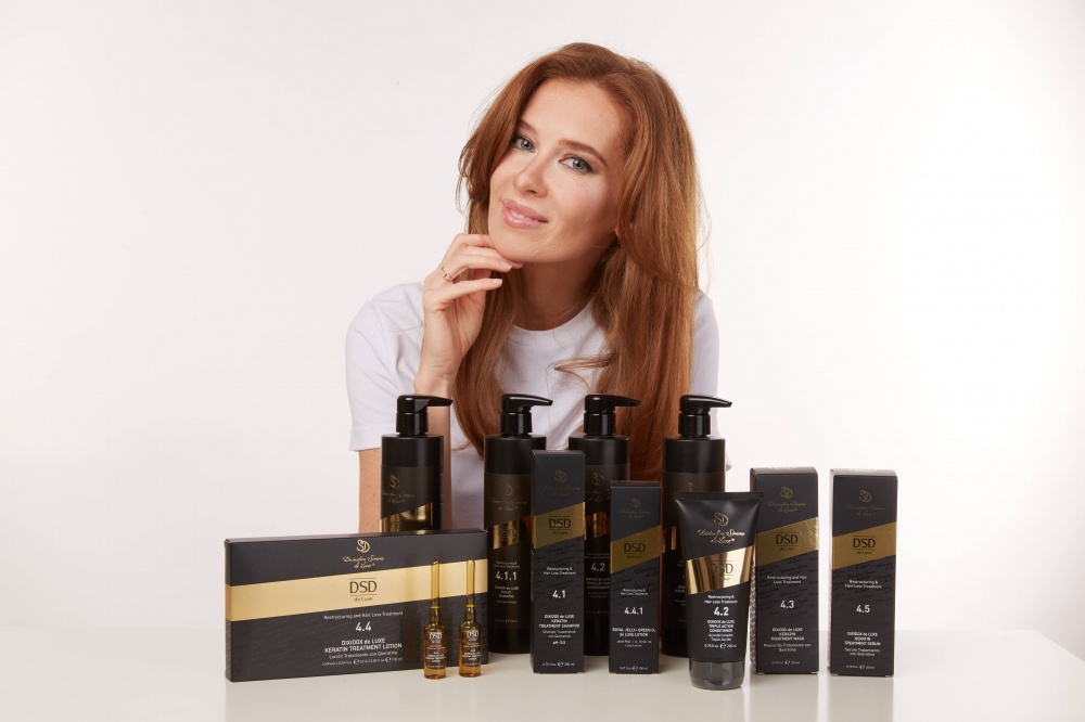 DSD SIMONE DE LUXE KERATIN SHAMPOO 
4.1 Sampon sérült és törékeny hajra keratinnal. A haj helyreállításához és növekedéséhez.