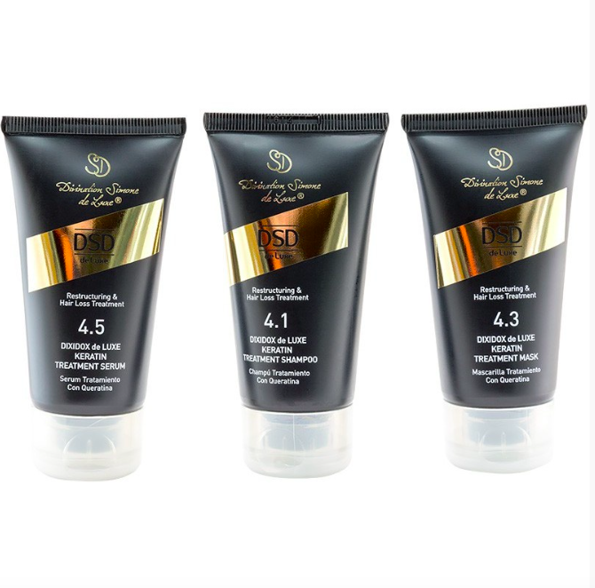 DSD SIMONE DE LUXE KERATIN TRAVEL SET 
4.1 + 4.3 + 4.5 Travel szett keratinnal a hajhoz. Megújító sampon, szérum és keratinos maszk. Luxus haj minden lépésben és minden utazás során.